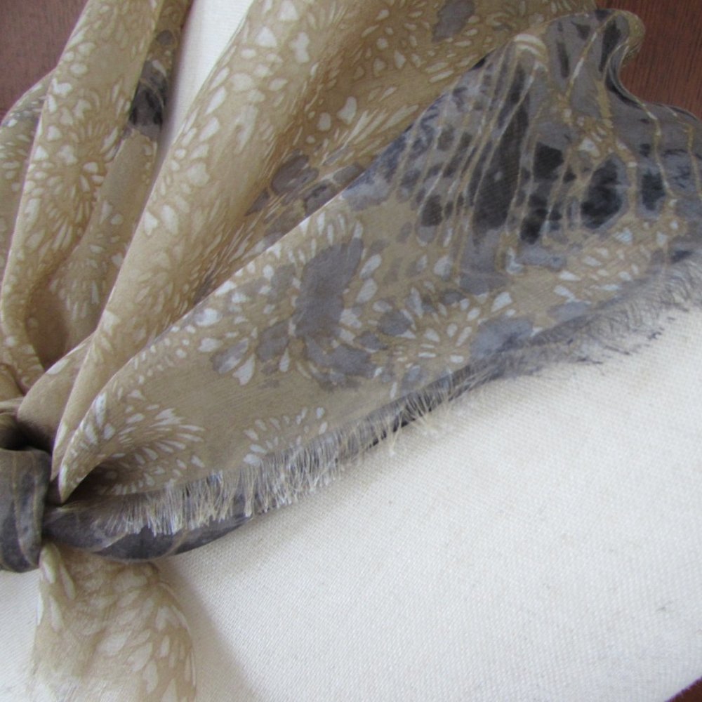 Vince Camuto 100% Silk Eyelash Fringe Scarf